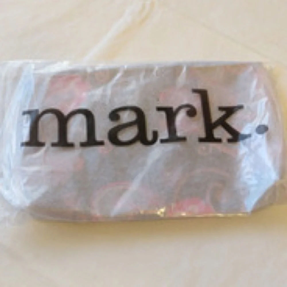 Medium Cosmetic bag